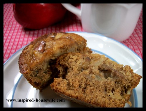 Inspired-Housewife: Apple Chunk Cinnamon Muffins - gluten free or regular - healthy - breakfast, tea time, or snack