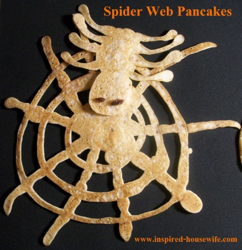 Inspired-Housewife: Spooktacular Halloween Breakfast Pancakes for kids, holiday, special treat, fun food ideas