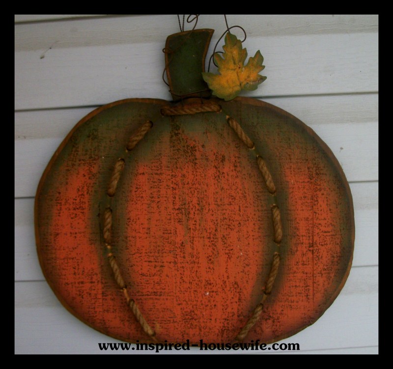 Inspired-Housewife:  Personalized and Inexpensive Fall Decorating Ideas, Porch Decor Tips perfect for Halloween or Thanksgiving, Autumn or Harvest decorations