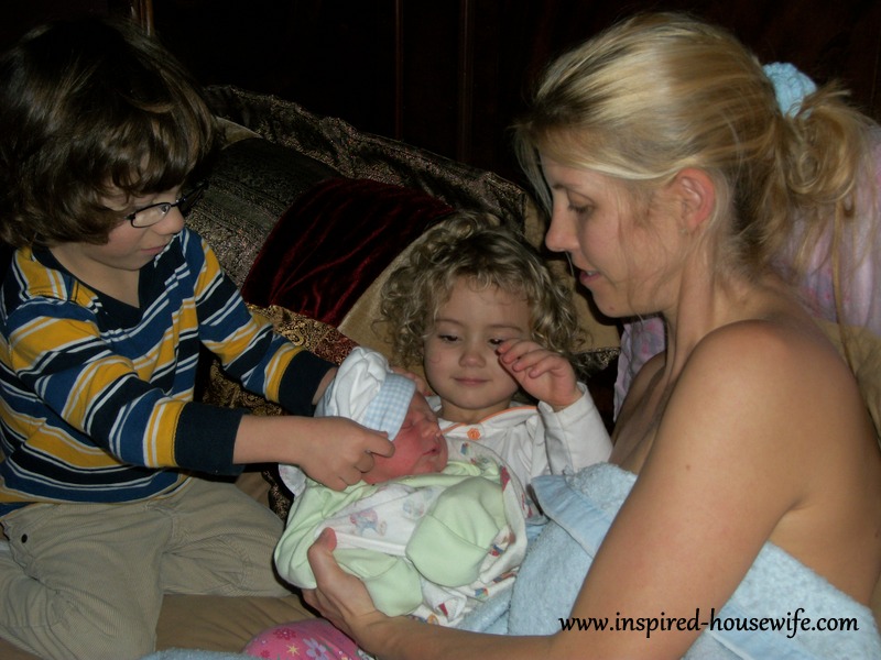 Inspired-Housewife: My Home Birth Story - Want A Home Birth Too? Click here to find a Midwife