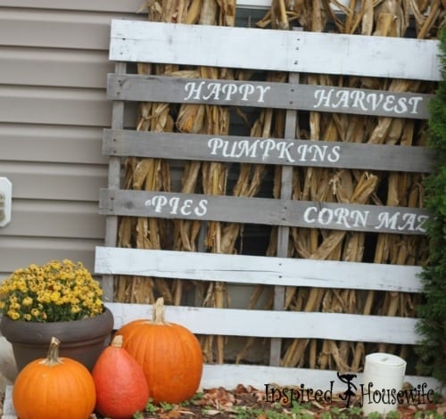 An Easy Fall Pallet Project