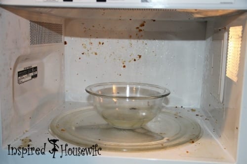 How to Clean your Microwave