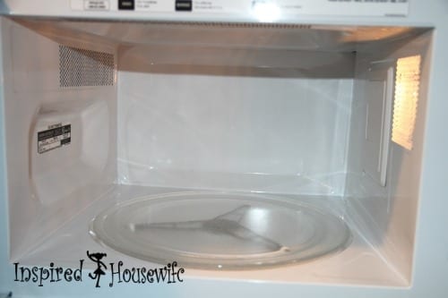 How to Clean your Microwave